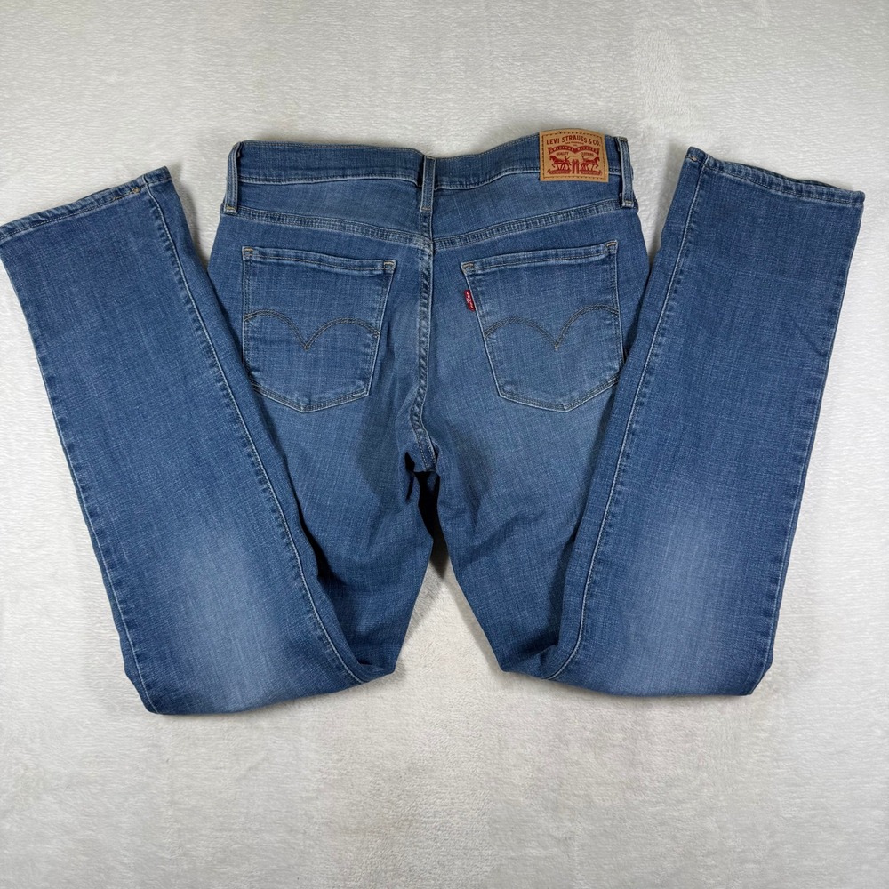 Levis 314 Shaping Straight Jeans Womens 30 Medium Wash Blue Stellar Stretch NEW